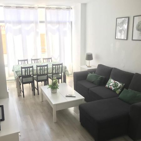 Apartamento Con Encanto 'Larios Luxy' Apartment Malaga Bagian luar foto
