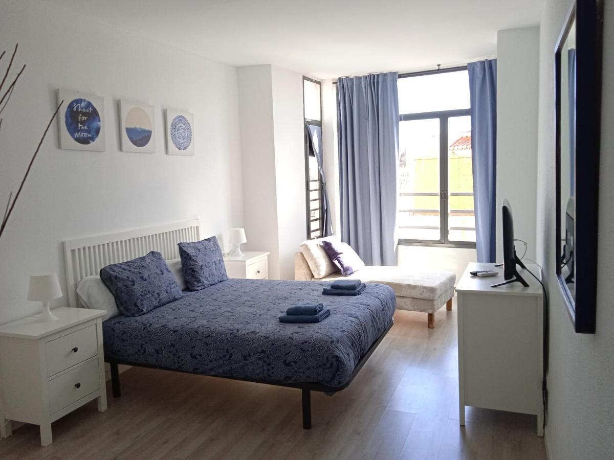 Apartamento Con Encanto 'Larios Luxy' Apartment Malaga Bagian luar foto