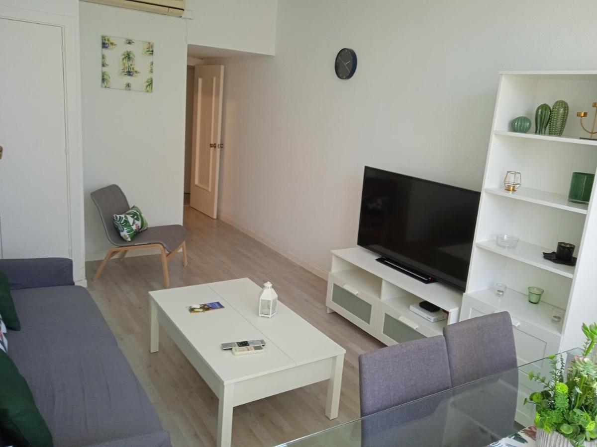 Apartamento Con Encanto 'Larios Luxy' Apartment Malaga Bagian luar foto