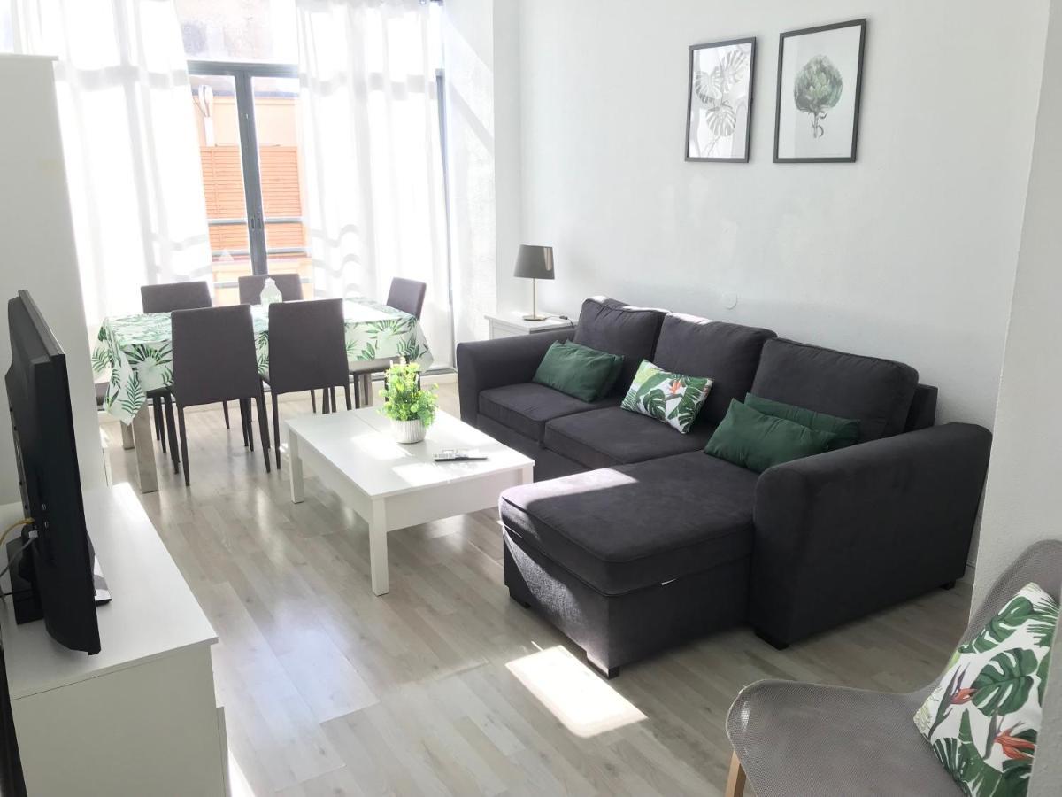 Apartamento Con Encanto 'Larios Luxy' Apartment Malaga Bagian luar foto