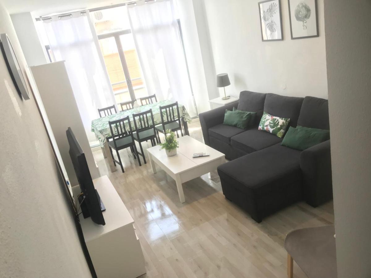 Apartamento Con Encanto 'Larios Luxy' Apartment Malaga Bagian luar foto
