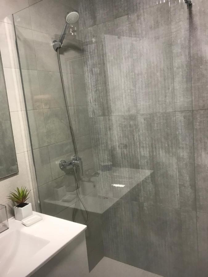 Apartamento Con Encanto 'Larios Luxy' Apartment Malaga Bagian luar foto