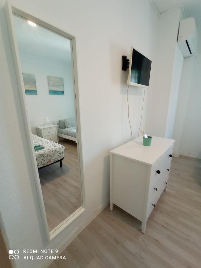 Apartamento Con Encanto 'Larios Luxy' Apartment Malaga Bagian luar foto